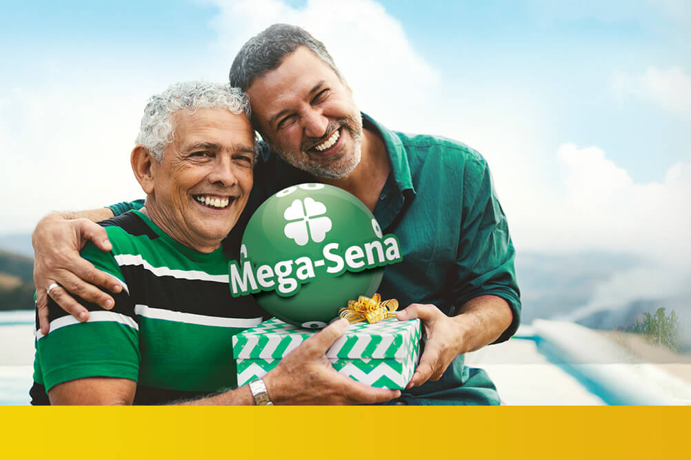 Filho presenteia e abraça o pai no Dia dos Pais